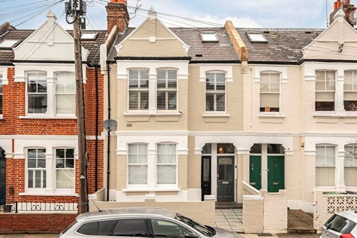 2 Bedroom Flat For Sale In Wardo Avenue, London, SW6