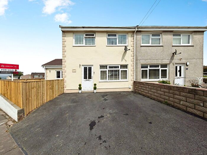 3 Bedroom Semi-Detached House For Sale In Tegfan, Llansamlet, Swansea, SA7