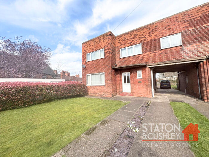 3 Bedroom Semi-Detached House For Sale In Birkland Avenue, Mansfield, NG20