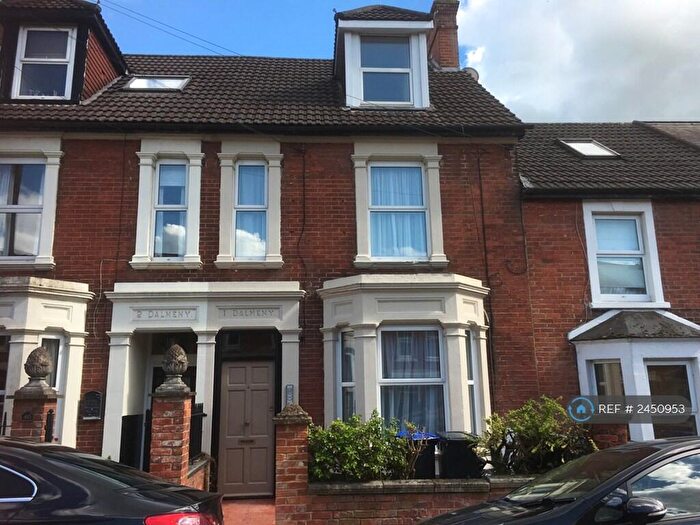3 Bedroom Maisonette To Rent In Hamilton Road, Salisbury, SP1