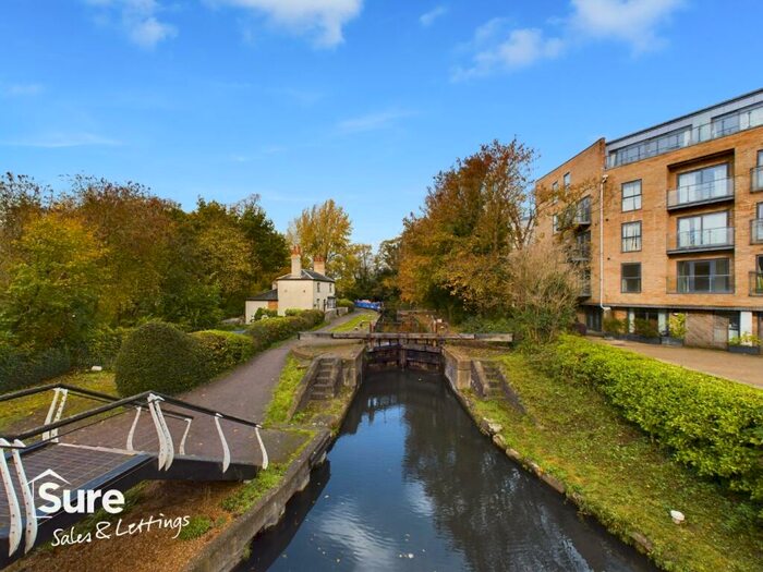 2 Bedroom Apartment To Rent In Harrison House, The Embankment, Nash Mills Wharf, Hemel Hempstead, Hertfordshire, HP3