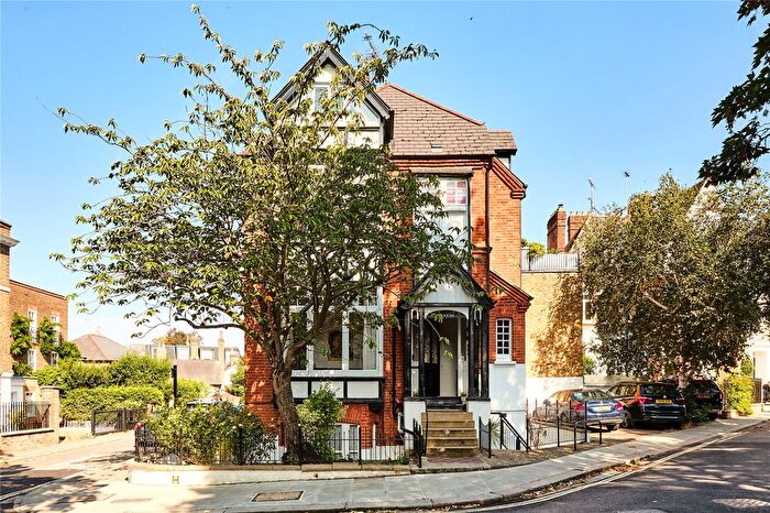 1 Bedroom Flat For Sale In The Hermitage, Richmond, TW10