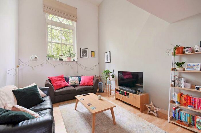 2 Bedroom Flat To Rent In Chapel West, Scotland Street, Sheffield, S3