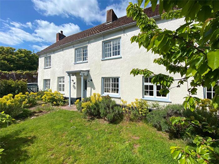 4 Bedroom Detached House For Sale In Lympstone, Devon, EX8