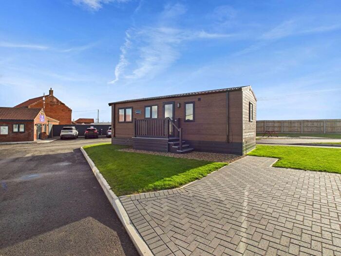 2 Bedroom Mobile/park Home For Sale In Coast Road, Bacton, Norwich, NR12