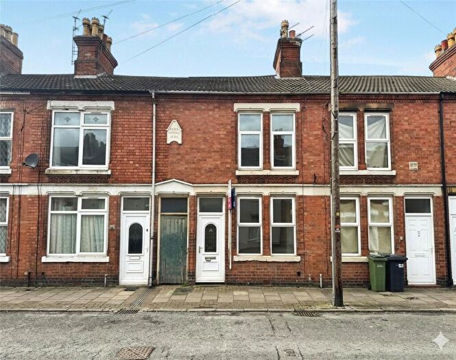 2 Bedroom Terraced House For Sale In King Street, Loughborough, Leicestershire, LE11