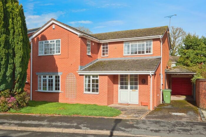 4 Bedroom Detached House For Sale In Lant Close, Coventry, CV4