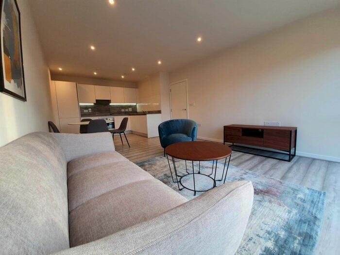 2 Bedroom Flat To Rent In Bittacy Hill, Mill Hill, London &# Bed Flat, NW7