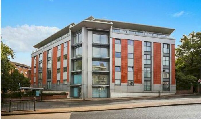 2 Bedroom Flat To Rent In St. Catherines, Rochester, ME1