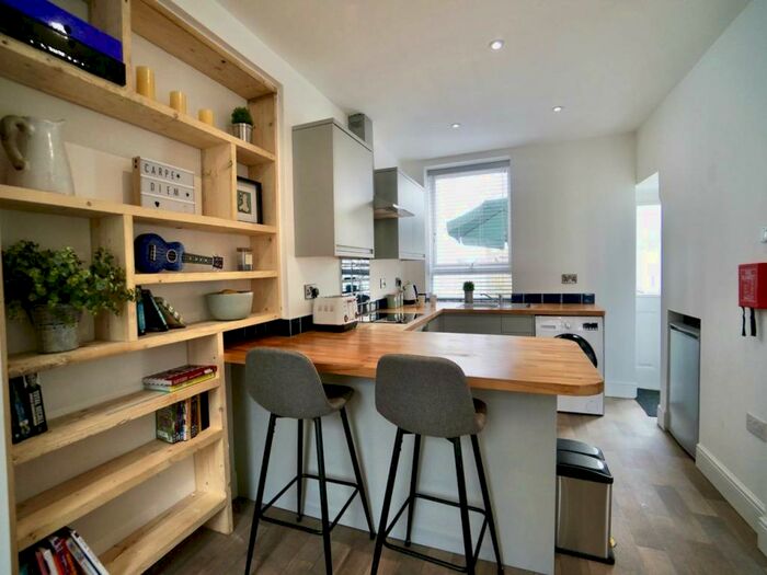 2 Bedroom House To Rent In Fron Square, Bangor, Gwynedd, LL57