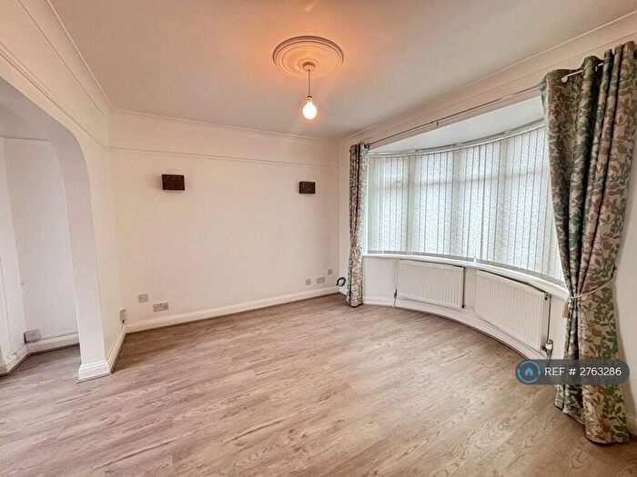 3 Bedroom Terraced House To Rent In Marlow Drive, Sutton, SM3