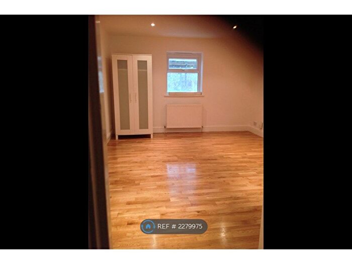 4 Bedroom Maisonette To Rent In Fernlea Road, Balham, SW12