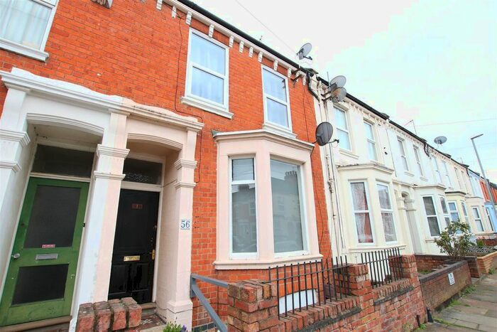 1 Bedroom Terraced House To Rent In Lutterworth Road, Abington, Northampton, NN1
