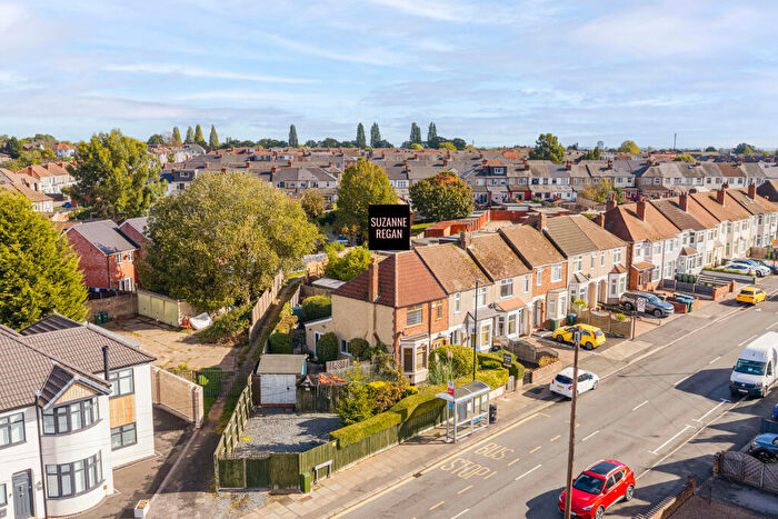 3 Bedroom End Of Terrace House For Sale In Forfield Road, Coundon, Coventry, CV6