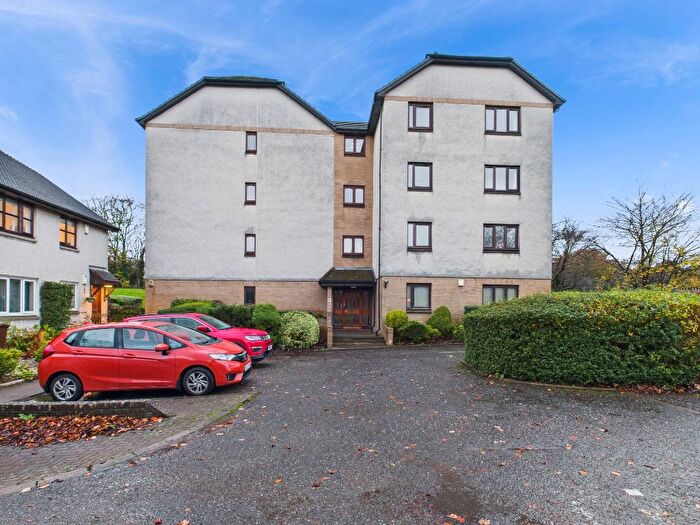 2 Bedroom Flat To Rent In Dalmeny Road, Newhaven, Edinburgh, EH6