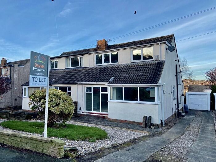 3 Bedroom Semi-Detached House To Rent In Prospect Mount, Keighley, BD22