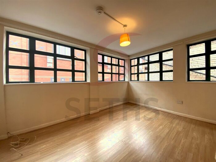 1 Bedroom Flat To Rent In East Bond Street, City Centre, Leicester, LE1