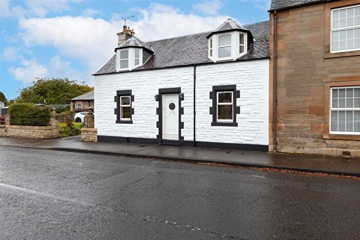 3 Bedroom End Of Terrace House For Sale In Townhead, Auchterarder, PH3