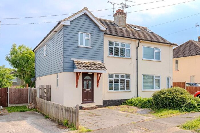 4 Bedroom Semi-Detached House For Sale In Mornington Crescent, Leigh/Benfleet Borders, SS7