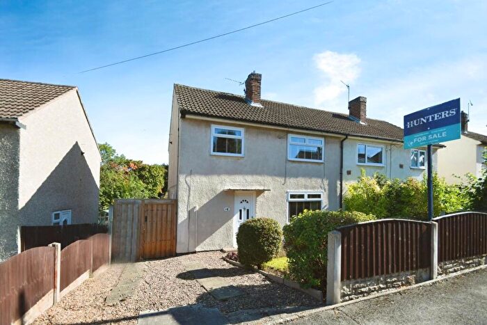 3 Bedroom Semi-Detached House For Sale In Somerset Drive, Brimington, Chesterfield, S43