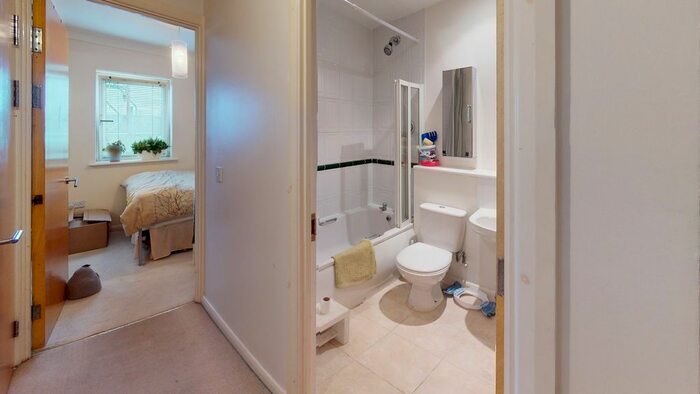 1 Bedroom Flat For Sale In London Road, London, SW16