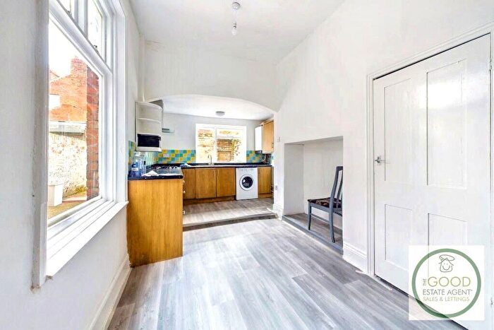 3 Bedroom Terraced House For Sale In Lorne Terrace, Ashbrooke, Sunderland, Tyne And Wear, SR2