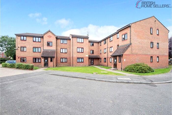 2 Bedroom Flat To Rent In Plumtree Close, Dagenham, RM10