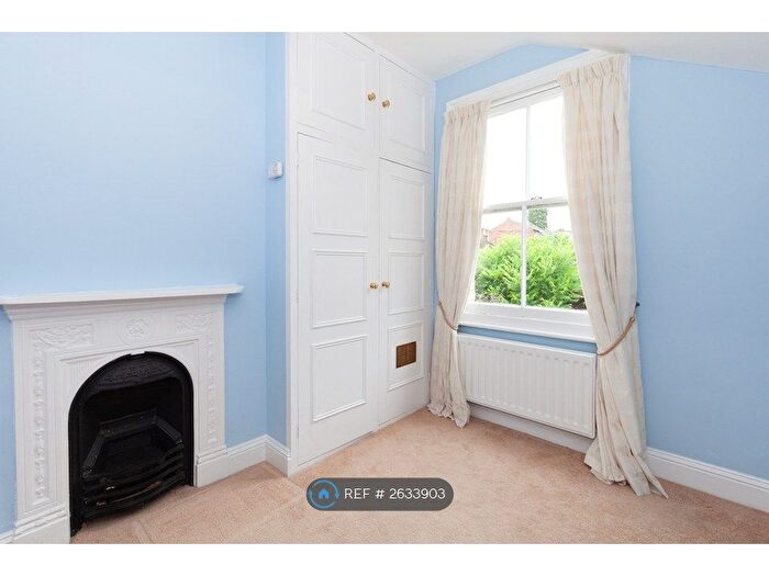 5 Bedroom Terraced House To Rent In Temple Street, Oxford, OX4