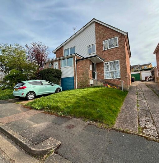 3 Bedroom Property To Rent In Thurnall Avenue, Royston, SG8