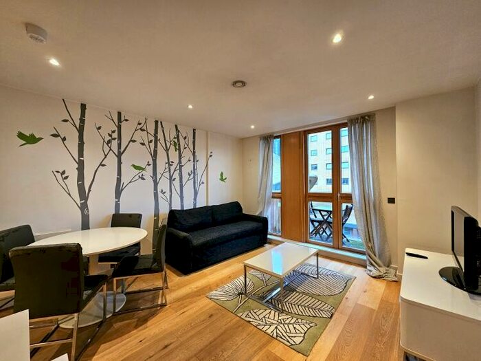 1 Bedroom Apartment To Rent In Watermans Place Wharf Approach Leeds, LS1