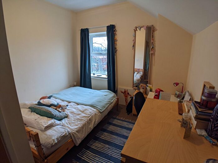 4 Bedroom Flat To Rent In Bed – Alan Road, Withington, M20