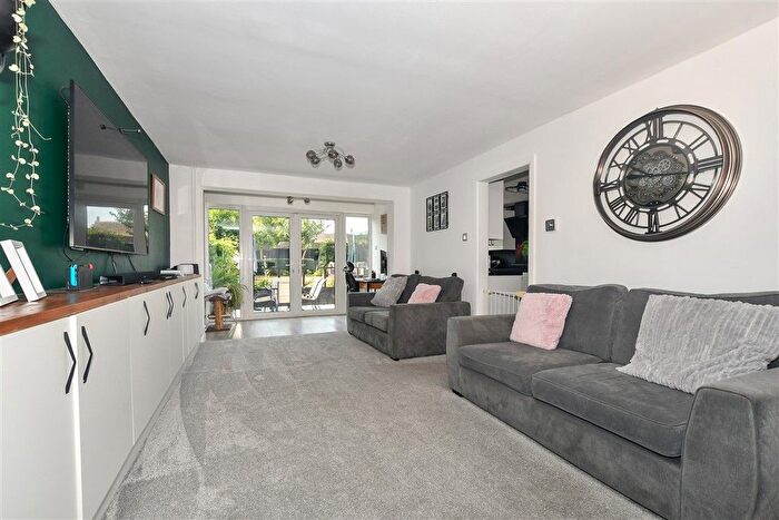 3 Bedroom Semi-Detached House For Sale In Hythe Road, Willesborough, Ashford, Kent, TN24