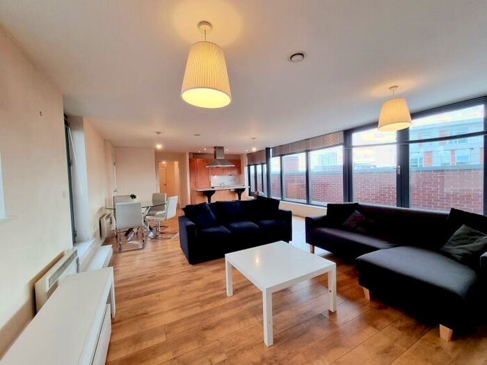 2 Bedroom Penthouse To Rent In Loom House East Street Mills Leeds, LS9