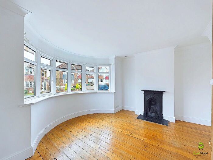 2 Bedroom Semi-Detached House To Rent In Exmouth Road, Welling, Kent, DA16