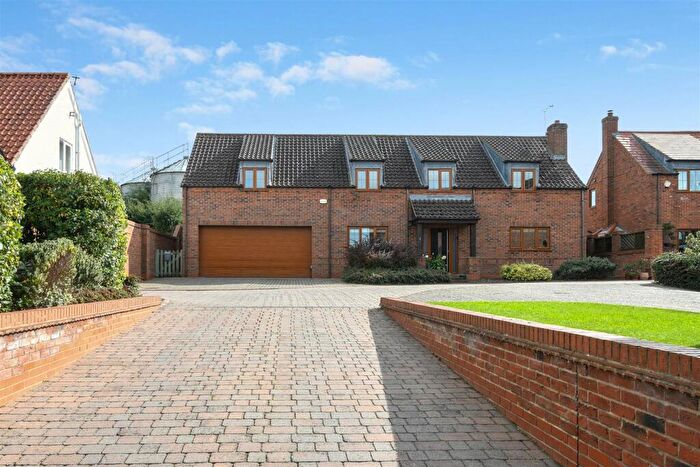 4 Bedroom Detached House For Sale In Manor Rise, Wrawby, Brigg, DN20