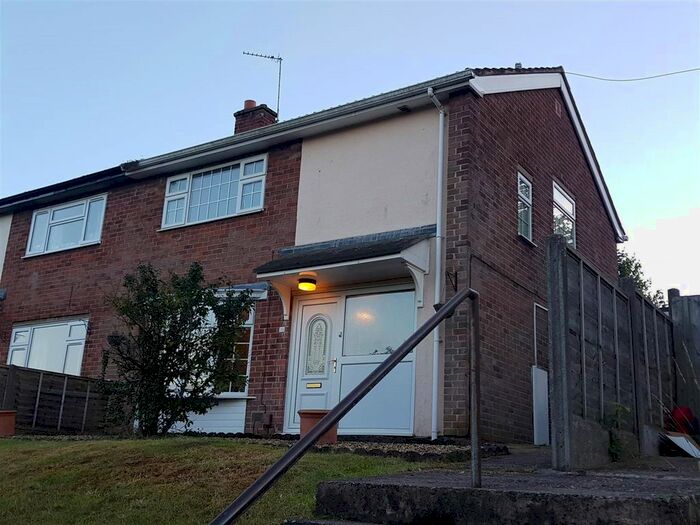 3 Bedroom Semi-Detached House To Rent In Wellswood Avenue, Ketley Bank, Telford, Shropshire TF2