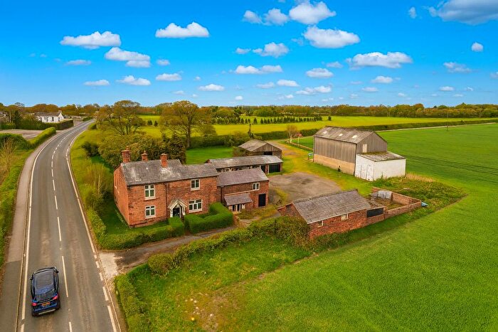 3 Bedroom Detached House For Sale In Catchdale Moss Lane, St. Helens, WA10