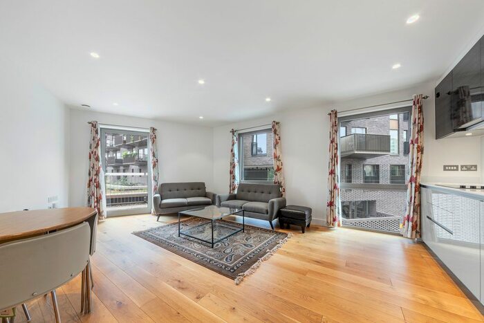 2 Bedroom Flat To Rent In Bywell Place, Canning Town, London, E16