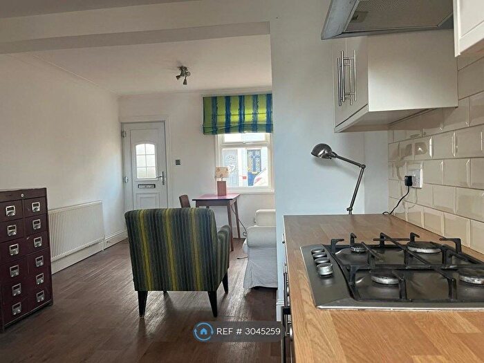 3 Bedroom Terraced House To Rent In Factory Road, Northfleet, Gravesend, DA11
