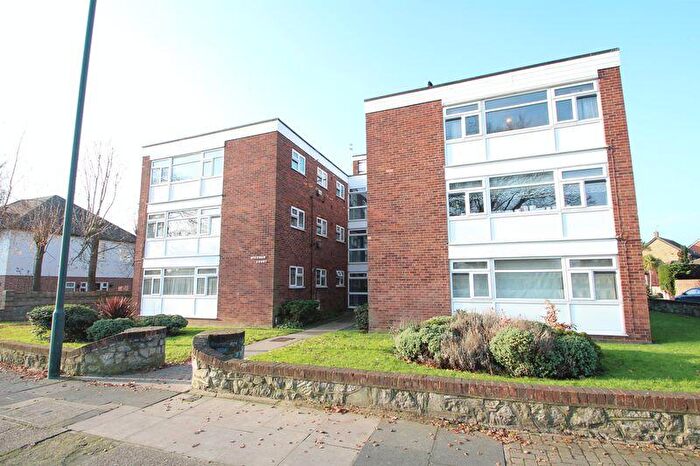 2 Bedroom Flat To Rent In Wickham Street, Welling, DA16