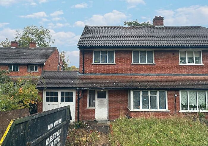 3 Bedroom Semi Detached House For Sale In Jasper Road, Crystal Palace, London, SE19