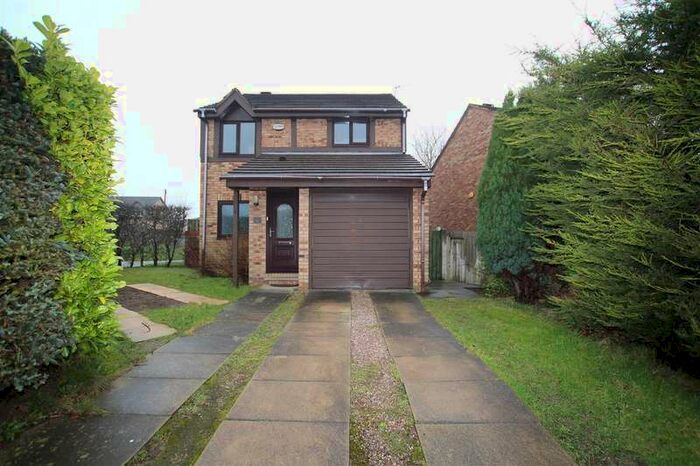 3 Bedroom Detached House To Rent In Meadowcroft Rise, Bradford, BD4