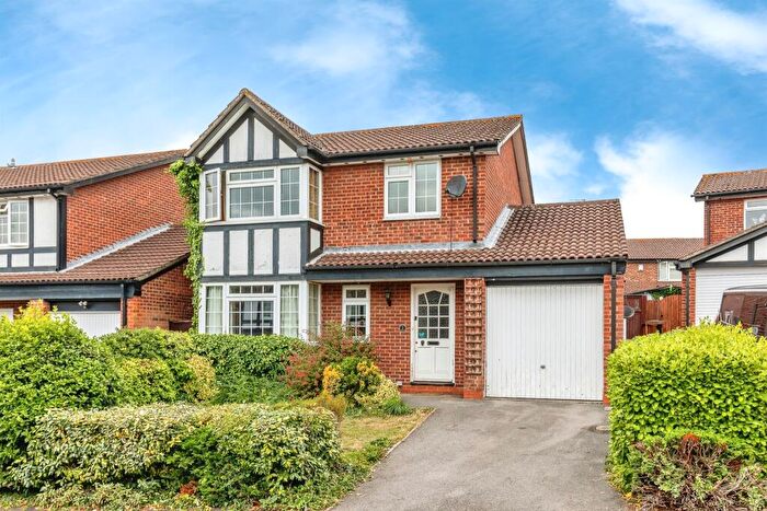4 Bedroom Detached House For Sale In Cousins Close, Bristol, BS10