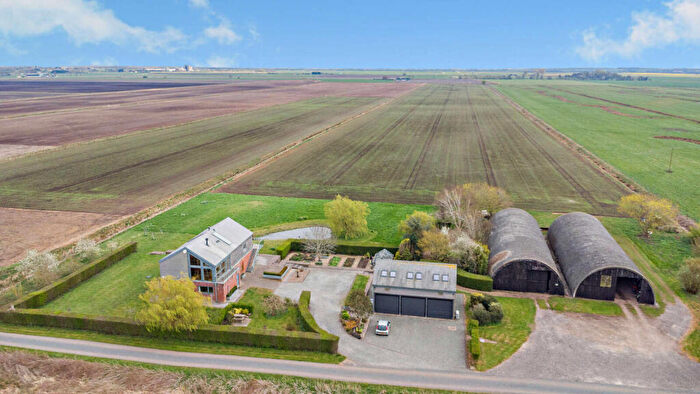 4 Bedroom Detached House For Sale In Branston Fen, Bardney, Lincoln, LN3