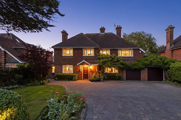 5 Bedroom Detached House For Sale In Kiln Road, Fareham, PO16