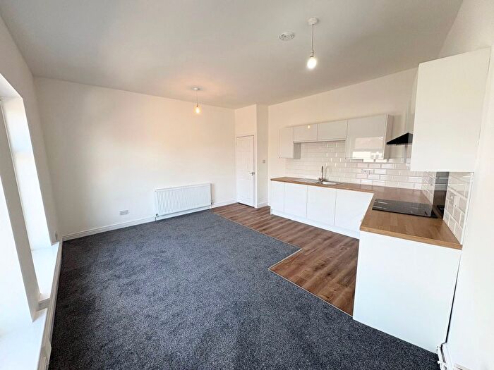 2 Bedroom Flat To Rent In Bolton Road, Manchester, M27