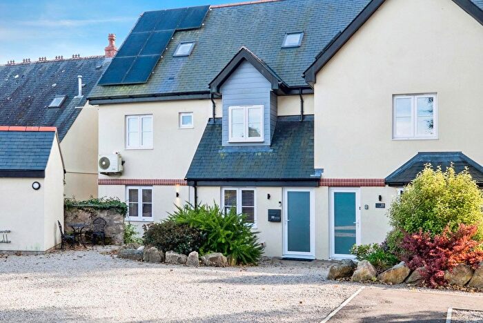 2 Bedroom Flat For Sale In St. Ives, Cornwall, TR26