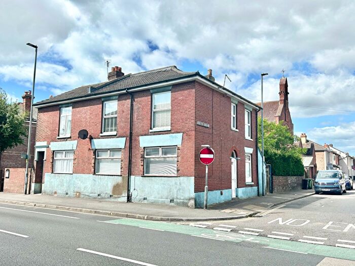 1 Bedroom Flat To Rent In Twyford Avenue, Portsmouth, PO2