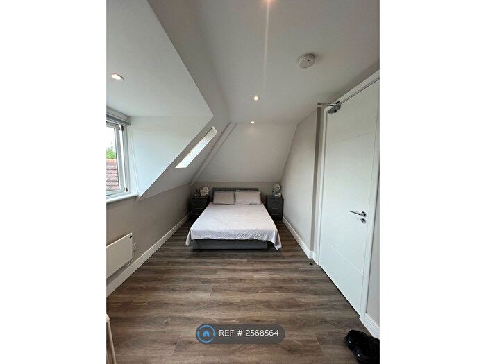 1 Bedroom Flat To Rent In Queens Road, London, NW4