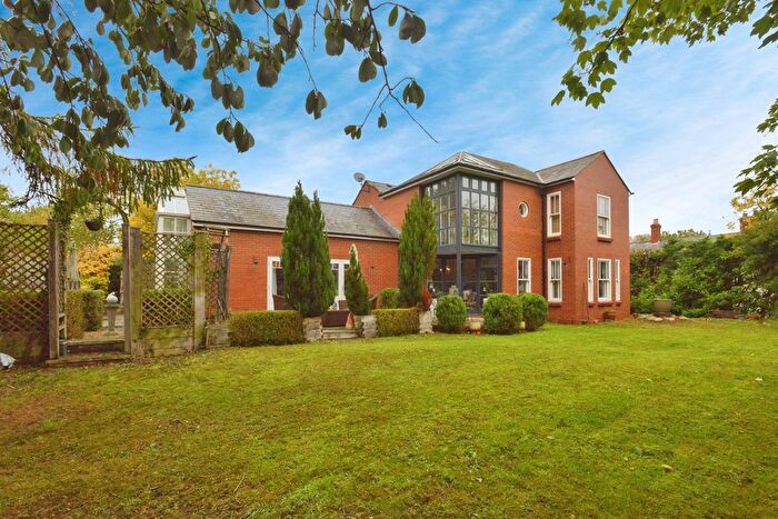 4 Bedroom Cottage For Sale In Hartwell Road, Hanslope, Milton Keynes, Buckinghamshire, MK19